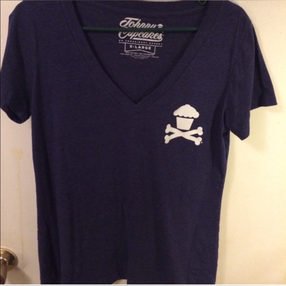 Johnny Cupcakes XL Tee
